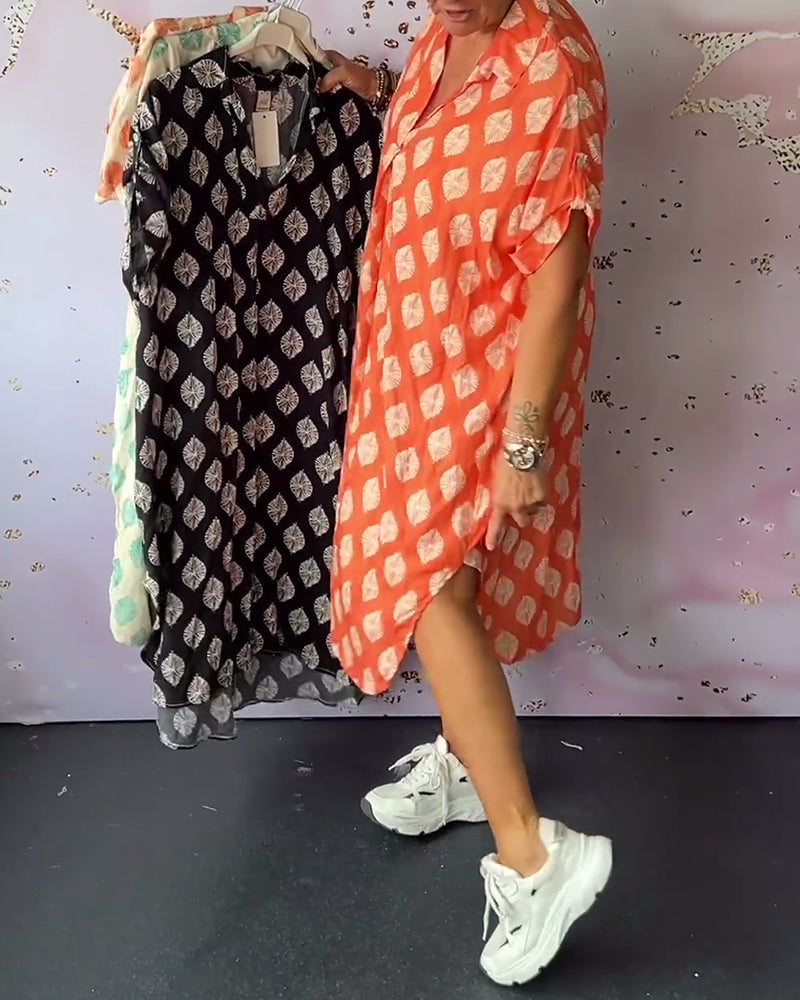 Fiorella | Vestito primaverile ampio con colletto a revers e maniche corte
